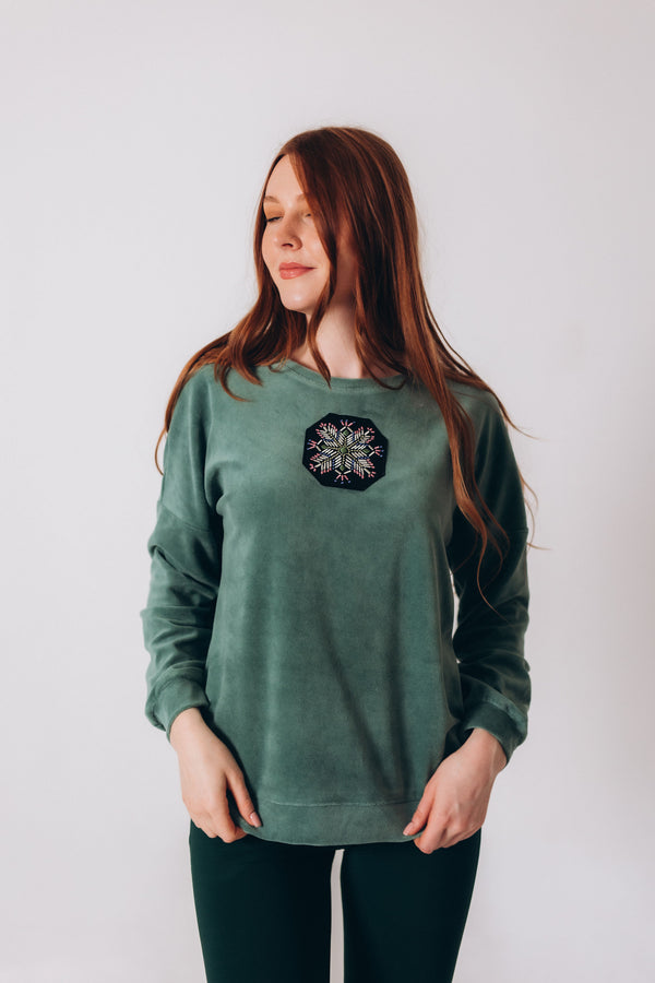 VELOUR SWEATSHIRT EMBROIDERED